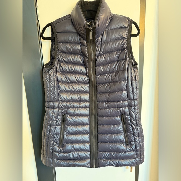 Navy Down Michael Kors Vest - Picture 4 of 6